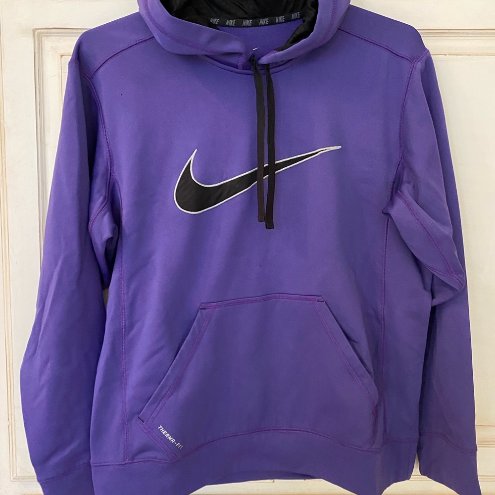 Nike purple thermafit sweatshirt